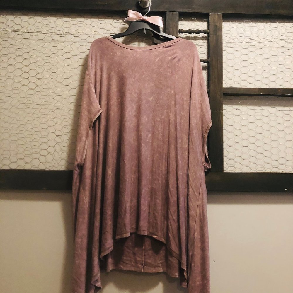 Primi open back shirt with bow